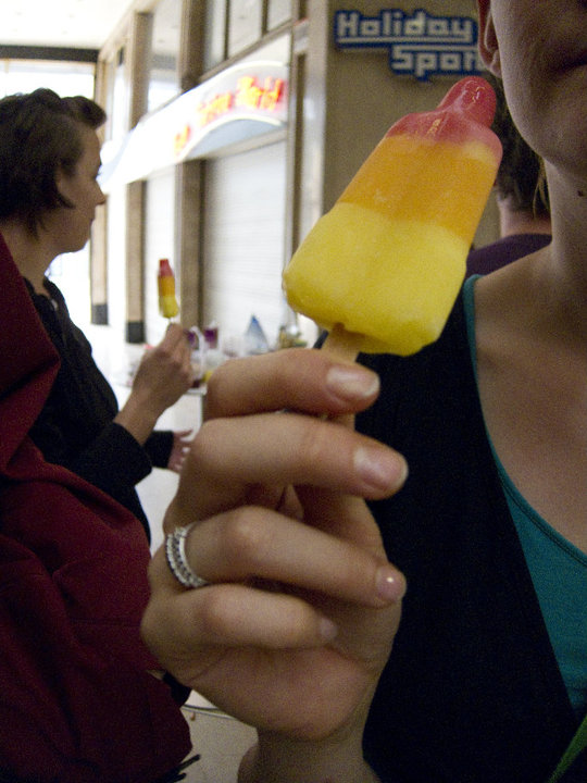 Drink Tessy Bauer - Incise 2010